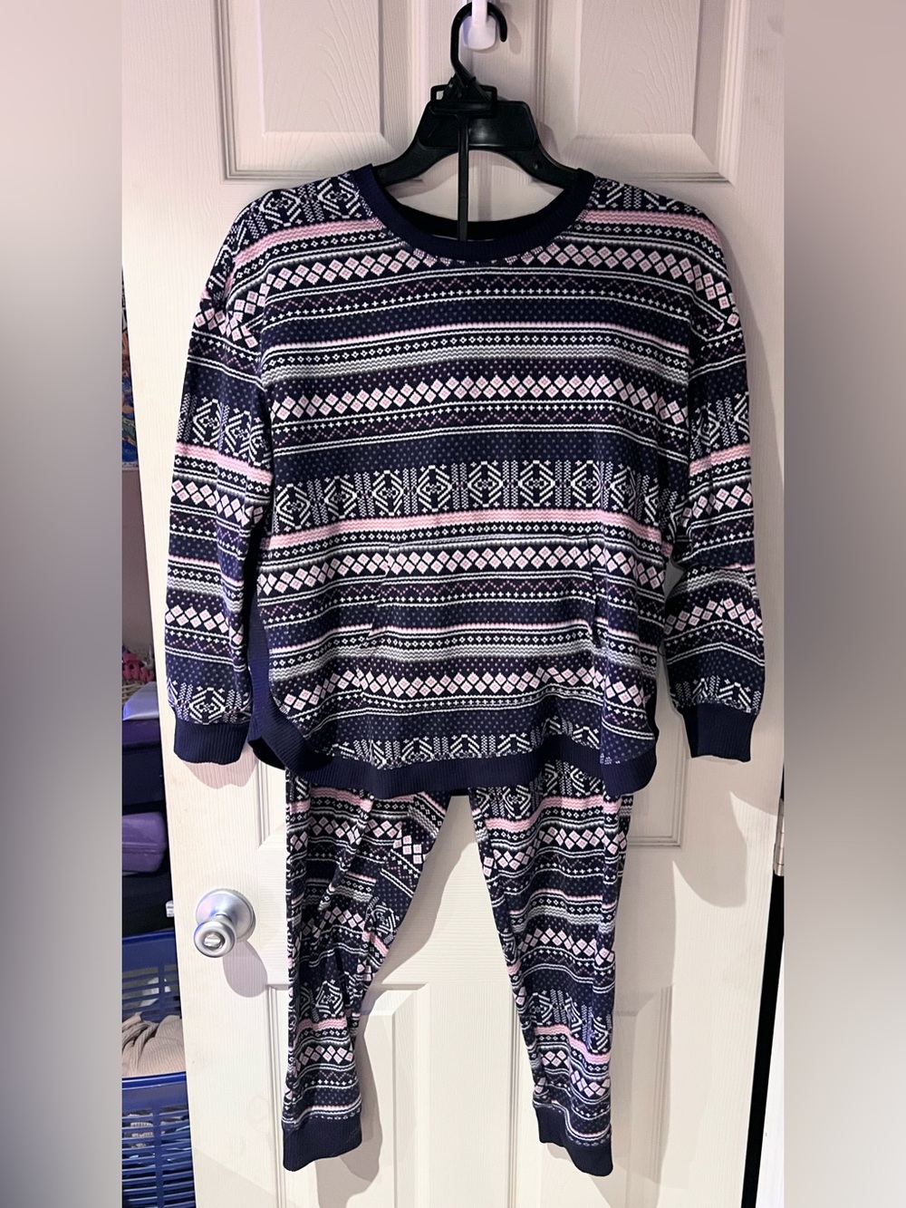 Cuddl Duds Navy Crewneck Pajama Set with Pink & White Pattern Size Large